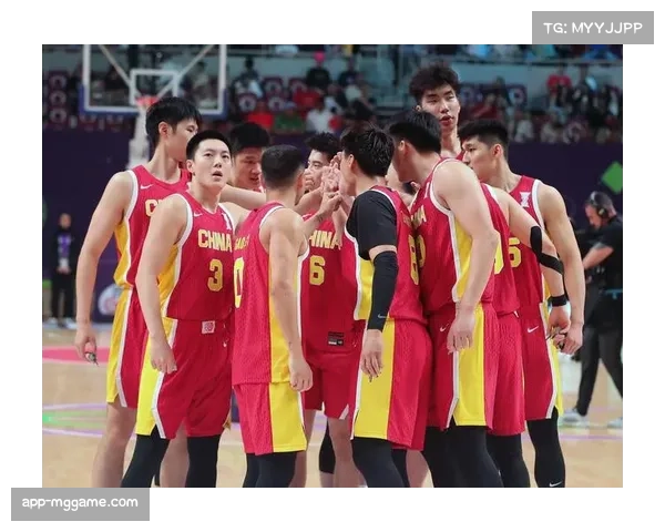 亚洲杯决赛失利当夜，男篮更衣室聚焦细节打磨